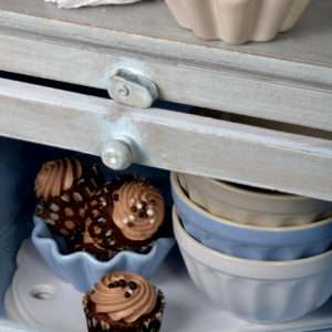 2212-26trend0255a7c4ef7db81