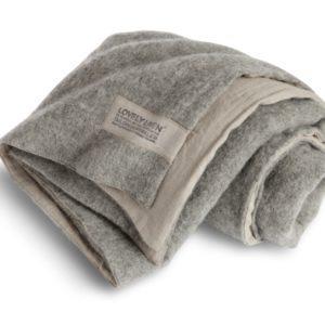 Couchdecken-Rustik-von-Lovely-Linen2