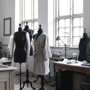 Designatelier-mit-Leinenstoffen-von-Kardelen