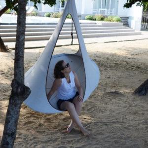 H-ngezelt-Songo-in-blau-hellgrau-von-hang-in-out