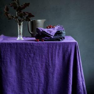 Leinentischdecke-in-aubergine-von-Lovely-linen58d121ab82ebc