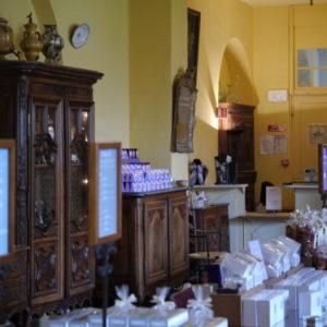 Naturbelassene-Duftkerzen-aus-der-Provence