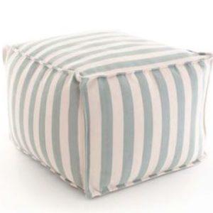 Outdoor-Sitzw-rfel-light-blue