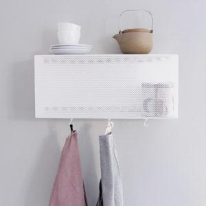 Skandinavische-WaWandgarderobe Showcase