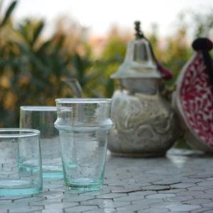 Teegl-ser-und-Trinkgl-ser-aus-Marokko