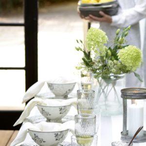 Teller-und-Latte-cups-Dora-white-von-Green-Gate