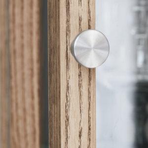 Vitrinenschrank Wood Siena mit Griff