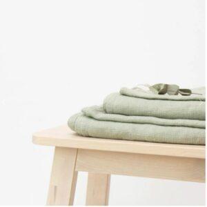 Edle Badetücher aus Leinen in feiner Waffel-Struktur